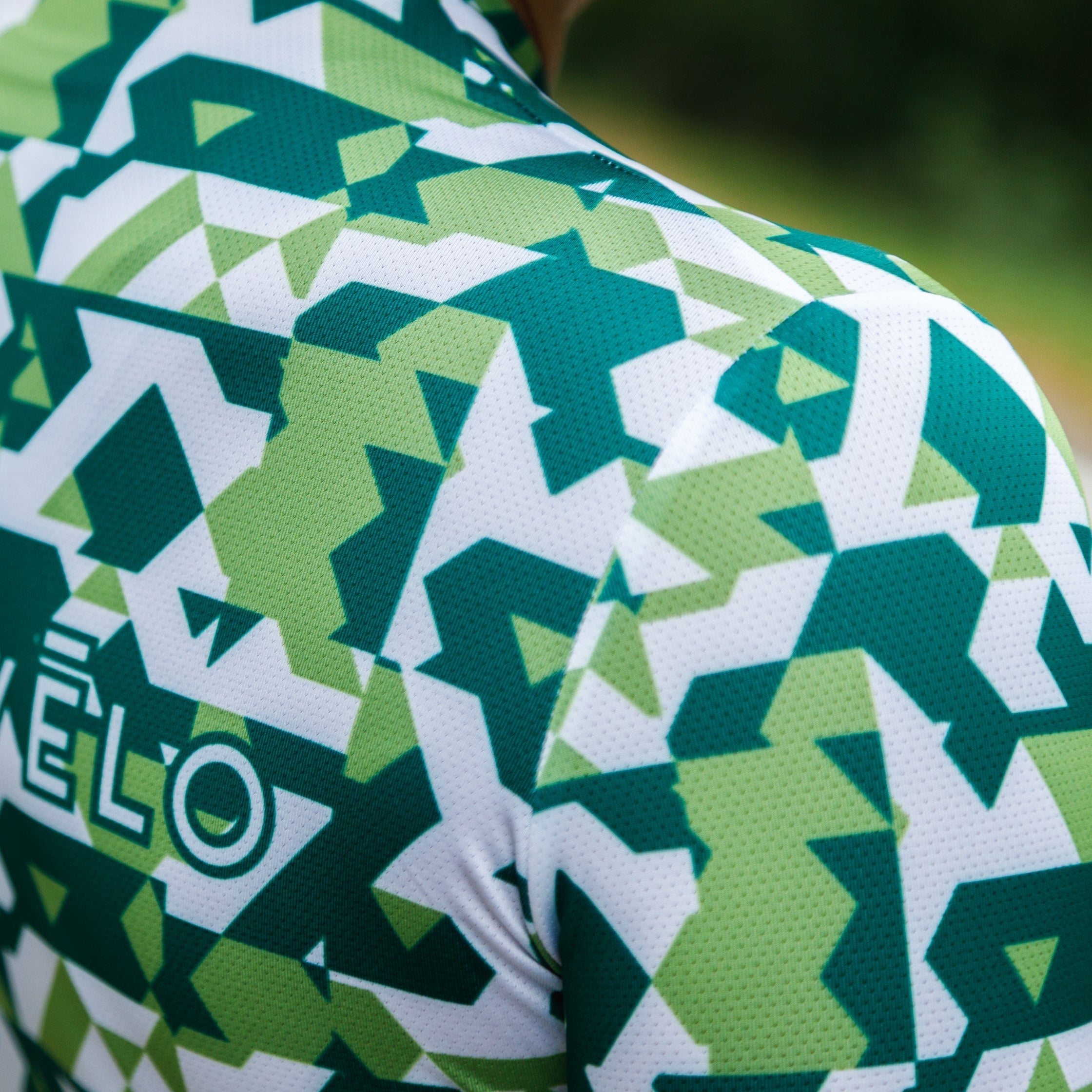 Cycling Green Camouflage Jersey – Short Sleeve Aero Fit Pattern Design | Nomad Vélo