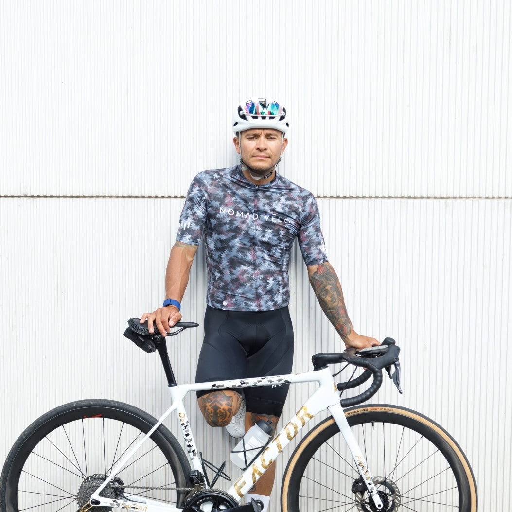 Cycling Distorsion Jersey – Short Sleeve Aero Fit Optical Print Impact Design | Nomad Vélo